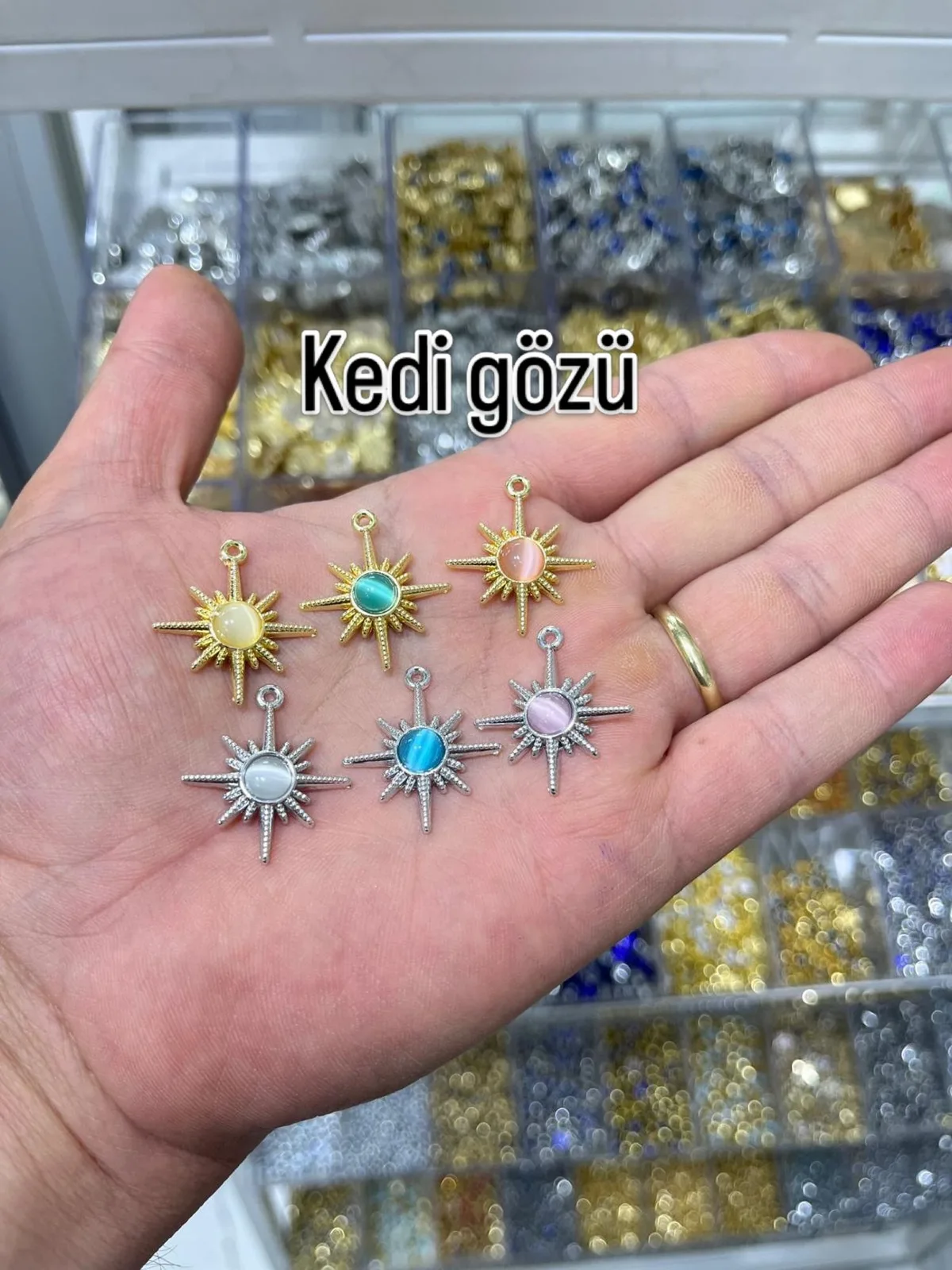 Kedi Gözü Kutup Yıldızı Renkli 1